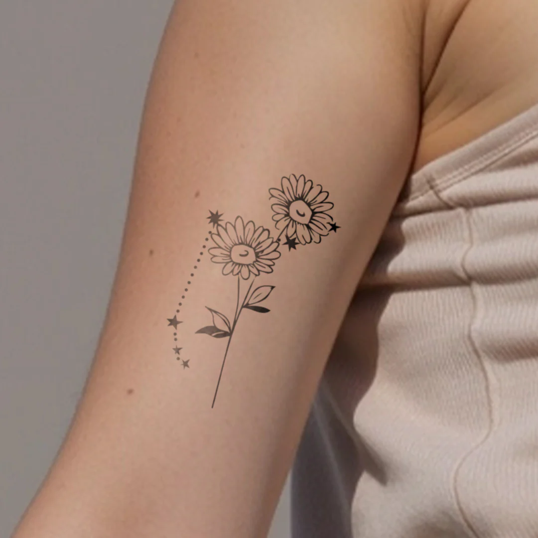 Tatouages Combinaison de Fleurs de Naissance et de Signes Astrologiques - Image 15